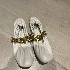 Stella McCartney Falabella Chain Ballerina Flats In Cream- size 6